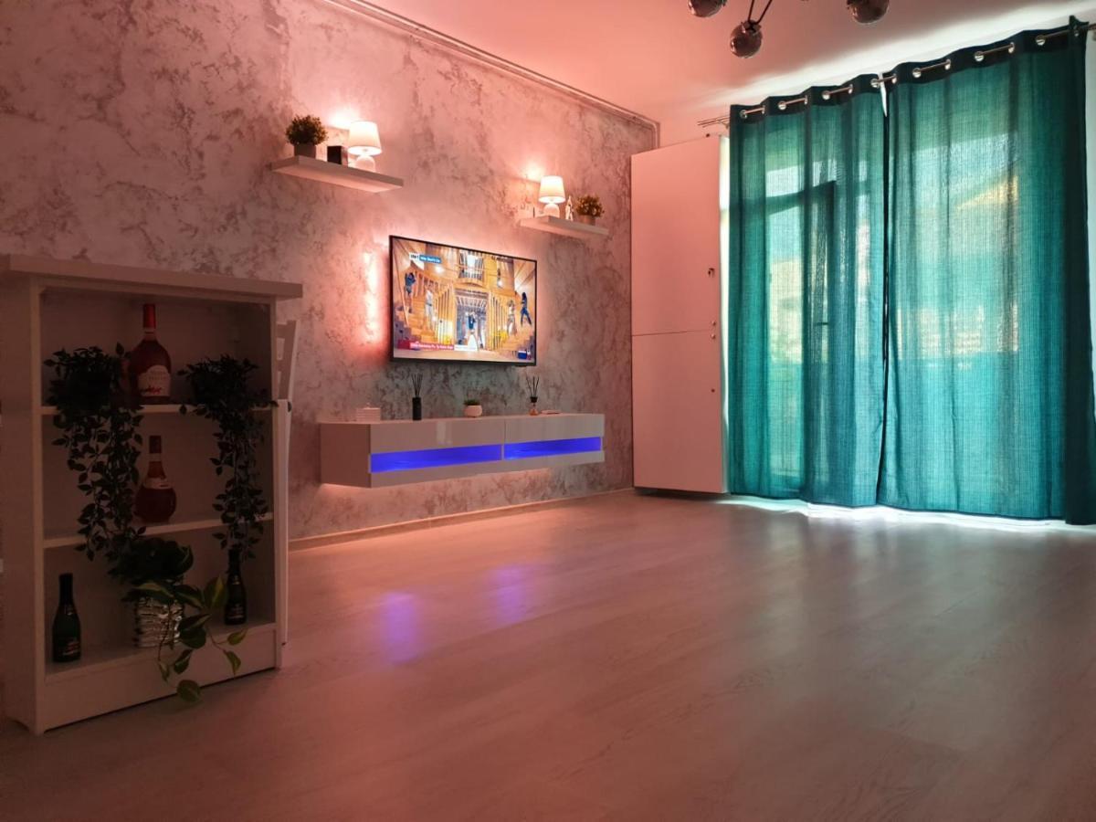 Delux Studio Mamaia Nord Navodari Exterior photo